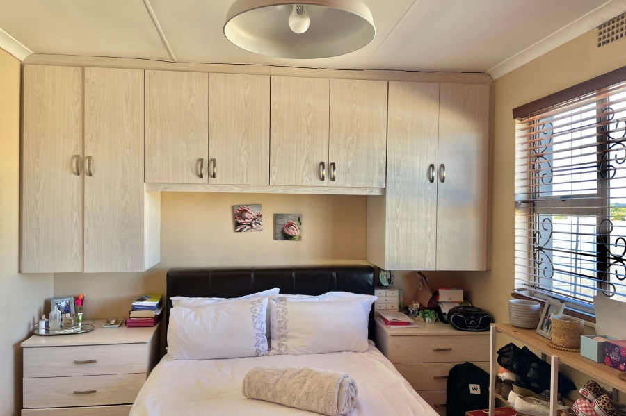 4 Bedroom Property for Sale in Strandfontein Western Cape